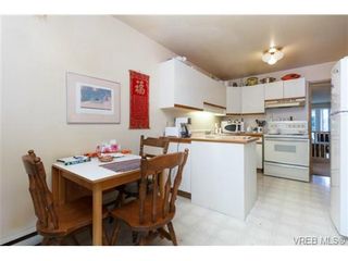 Photo 11: 596 Phelps Ave in VICTORIA: La Thetis Heights Half Duplex for sale (Langford)  : MLS®# 731694