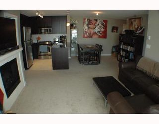 Photo 4: 708 39 6TH Street in New Westminster: Downtown NW Condo for sale in "QUANTUM" : MLS®# V785801