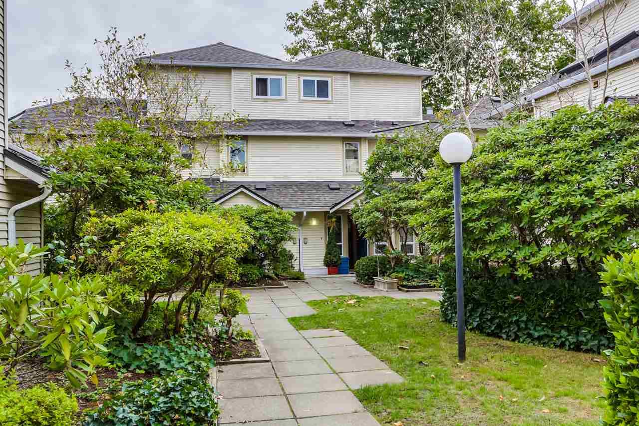 Main Photo: 22 4321 SOPHIA Street in Vancouver: Main Townhouse for sale in "WELTON COURT" (Vancouver East)  : MLS®# R2000422