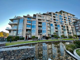 Photo 38: 1007 1288 MARINASIDE Crescent in Vancouver: Yaletown Condo for sale in "Crestmark 1" (Vancouver West)  : MLS®# R2728871