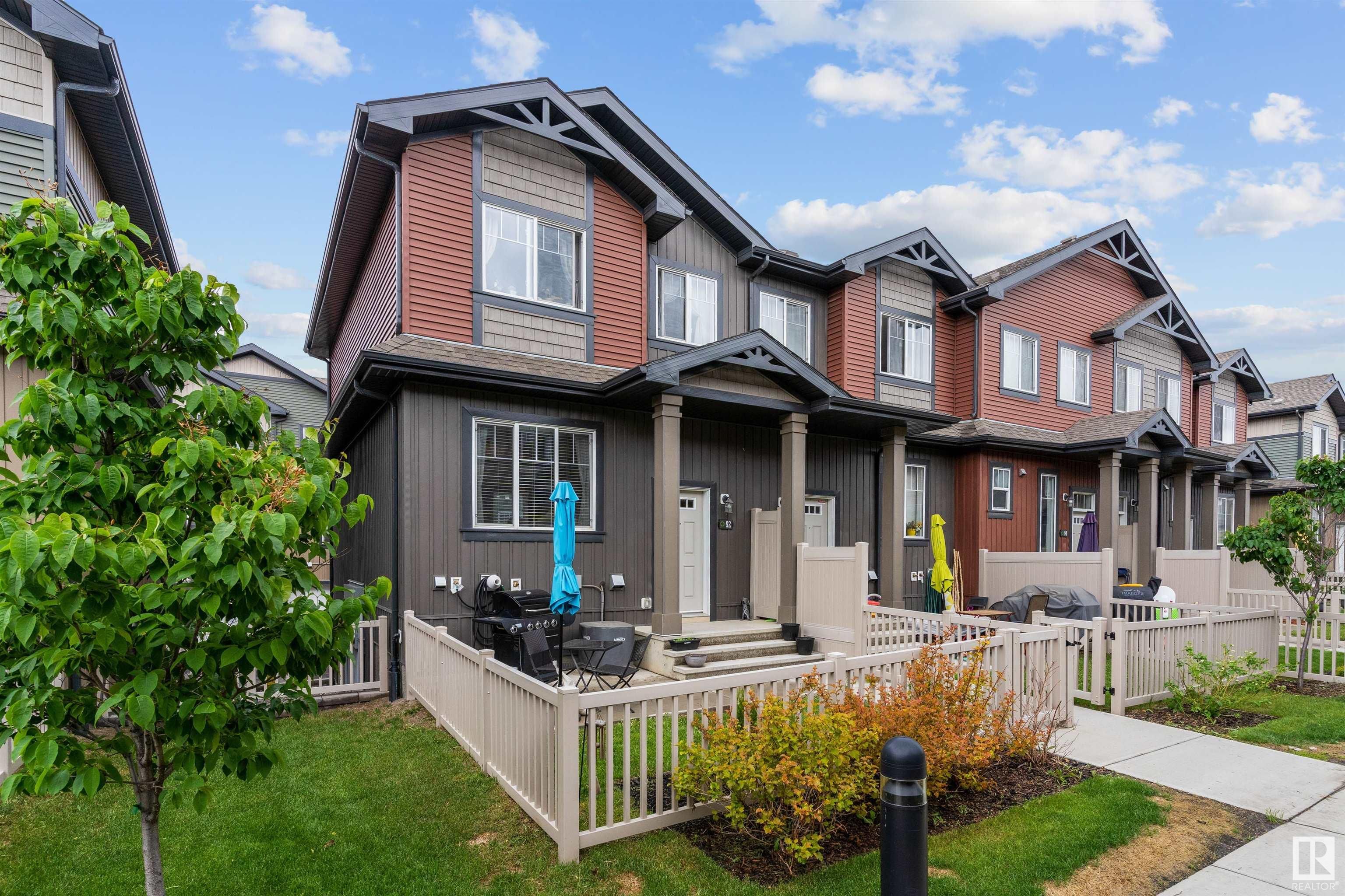 Main Photo: 92 3305 ORCHARDS Link in Edmonton: Zone 53 Townhouse for sale : MLS®# E4299922