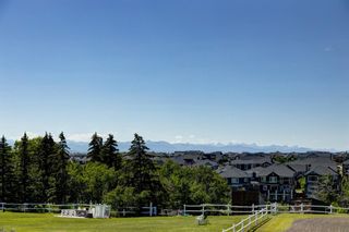Photo 3: 73 Aspen Ridge Crescent SW in Calgary: Aspen Woods Detached for sale : MLS®# A1232873