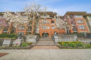 Photo 1: 304 3097 LINCOLN Avenue in Coquitlam: New Horizons Condo for sale in "LARKIN HOUSE" : MLS®# R2875149