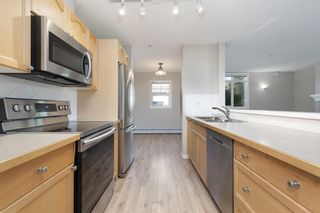 Photo 6: 220 40 Parkridge View SE in Calgary: Parkland Apartment for sale : MLS®# A1234935