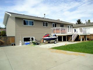 Photo 9: 586 OTTER Crescent in Prince George: Lakewood House for sale (PG City West (Zone 71))  : MLS®# R2398593
