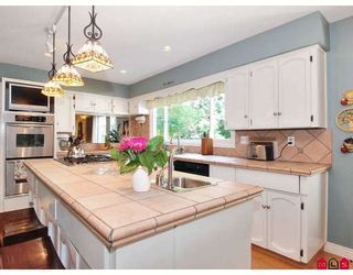 Photo 2: 1695 Amble Greene Drive in Surrey: Crescent Bch Ocean Pk. House for sale (South Surrey White Rock)  : MLS®# F2911984