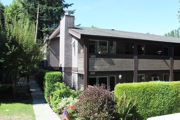 Main Photo: 1021 34909 OLD YALE Road in Abbotsford: Abbotsford East Townhouse for sale in "The Gardens" : MLS®# R2012652