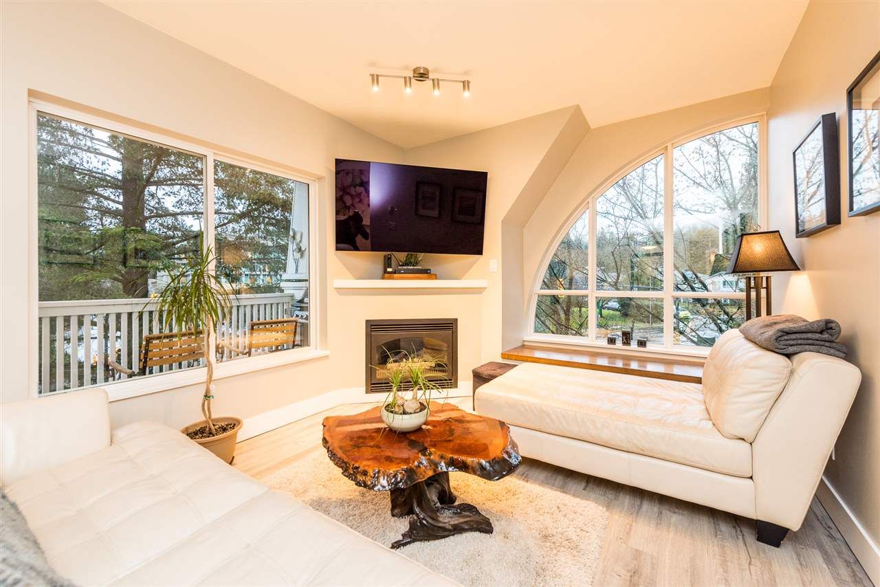 Main Photo: 405 1111 LYNN VALLEY Road in North Vancouver: Lynn Valley Condo for sale in "The Dakota" : MLS®# R2327311