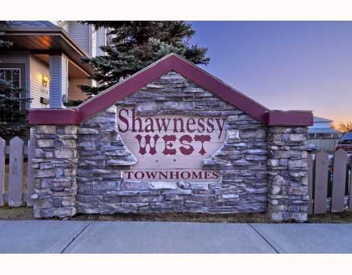 Main Photo: 36 SHAWBROOKE Court SW in CALGARY: Shawnessy Townhouse for sale (Calgary)  : MLS®# C3401716