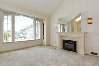 Photo 5: 6289 187 Street in Surrey: Cloverdale BC House for sale in "EAGLE CREST" (Cloverdale)  : MLS®# R2266514