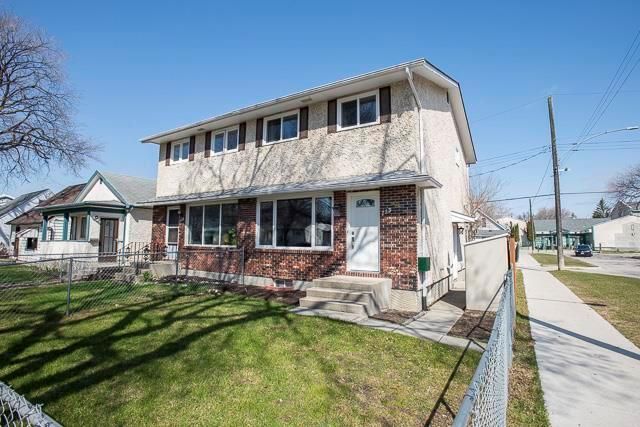 Main Photo: 713 Walker Avenue in Winnipeg: Lord Roberts Residential for sale (1Aw)  : MLS®# 202010685