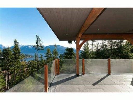 Main Photo: 911 Elrond's CT: Bowen Island House for sale : MLS®# V997413