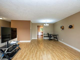 Photo 6: 914 Wendey Dr in Langford: La Walfred Half Duplex for sale : MLS®# 840588