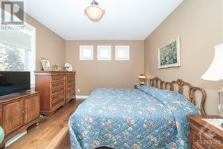 Photo 17: 5785 LONGHEARTH WAY in Ottawa: House for sale : MLS®# 1379980