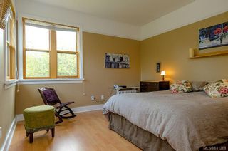 Photo 11: 1230 Chapman St in Victoria: Vi Fairfield West House for sale : MLS®# 611288