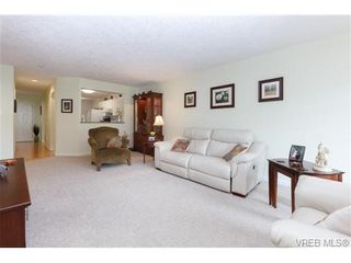 Photo 3: 204 2311 Mills Rd in SIDNEY: Si Sidney North-West Condo for sale (Sidney)  : MLS®# 729421