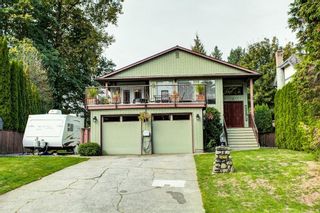 Photo 1: 12451 KLASSEN Place in Maple Ridge: Northwest Maple Ridge House for sale in "THE GLADES" : MLS®# R2627420