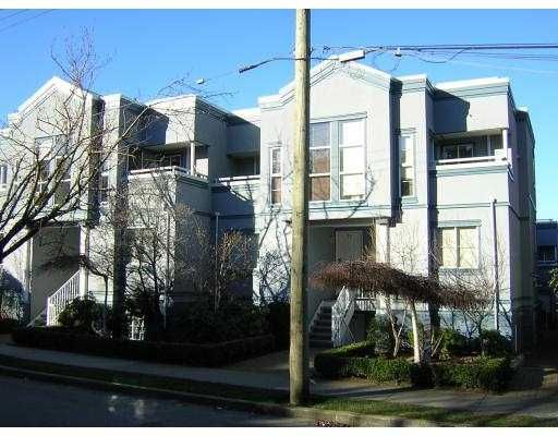 Main Photo: 19 877 W 7TH AV in Vancouver: Fairview VW Townhouse for sale in "EMERALD COURT" (Vancouver West)  : MLS®# V575221