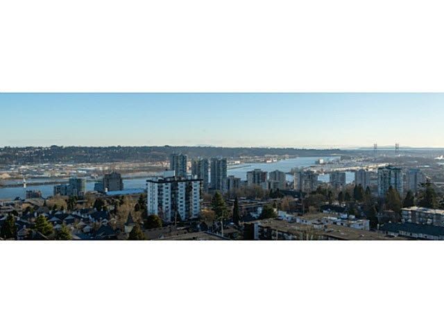 Main Photo: 1301 258 SIXTH Street in New Westminster: Uptown NW Condo for sale in "258" : MLS®# R2395486