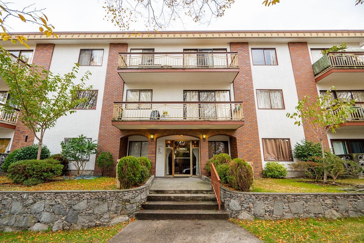 Main Photo: 112 NANAIMO Street in Vancouver: Hastings Sunrise Multi-Family Commercial for sale (Vancouver East)  : MLS®# C8047791