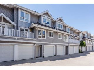 Photo 1: 7 8968 208 Street in Langley: Walnut Grove Townhouse for sale in "Cambridge Court" : MLS®# R2273061