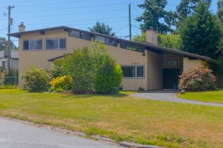 Photo 1: 4251 Springridge Cres in Saanich: SW Northridge House for sale (Saanich West)  : MLS®# 876960