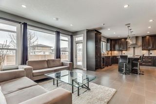 Photo 11: 141 TREMBLANT Heights SW in Calgary: Springbank Hill House for sale : MLS®# C4175148