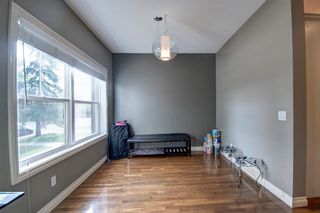 Photo 4: 4607 19 Avenue NW in Calgary: Montgomery Semi Detached for sale : MLS®# A1094225