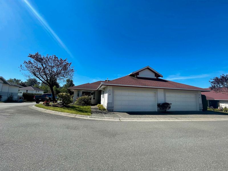 FEATURED LISTING: 51 - 31406 UPPER MACLURE Road Abbotsford