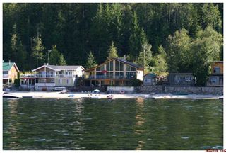Photo 3: #5; 1249 Bernie Road in Sicamous: Waterfront House for sale : MLS®# 10014956