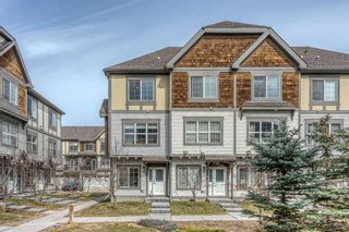 Photo 2: 204 130 New Brighton Way SE in Calgary: New Brighton Row/Townhouse for sale : MLS®# A2122176