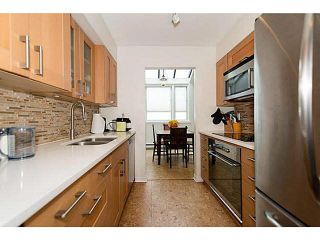 Photo 1: 202 1633 YEW Street in Vancouver: Kitsilano Condo for sale (Vancouver West)  : MLS®# V1109936