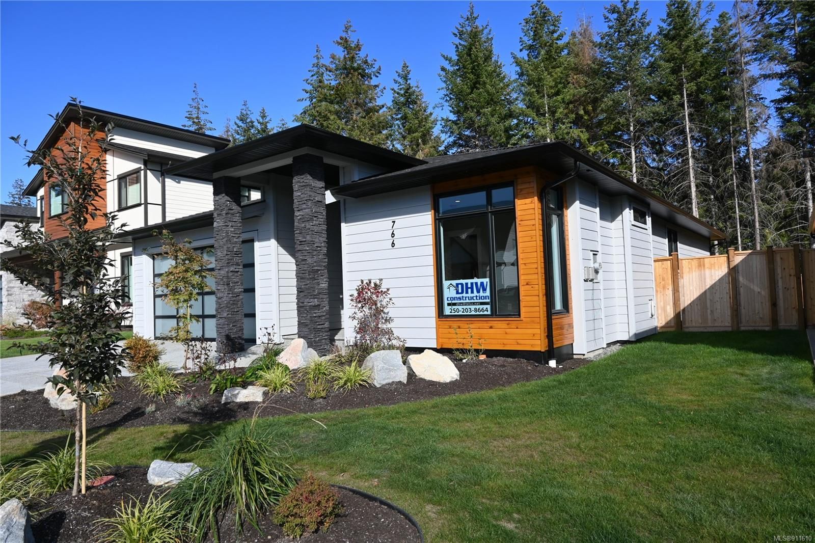 Main Photo: 766 Salal St in Campbell River: CR Willow Point House for sale : MLS®# 911610