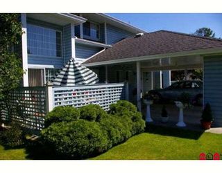 Photo 3: 40 3292 VERNON Terrace in Abbotsford: Abbotsford East Townhouse for sale in "Crownpoint Villa" : MLS®# F2827240