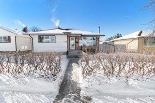 Photo 2: 720 Fleming Avenue in Winnipeg: East Kildonan Residential for sale (3B)  : MLS®# 202302753