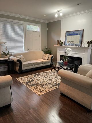 Photo 2: 9 13670 62 Avenue in Surrey: Sullivan Station Townhouse for sale : MLS®# R2683023