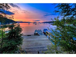 Photo 1: 740 Sea Dr in BRENTWOOD BAY: CS Brentwood Bay House for sale (Central Saanich)  : MLS®# 698950