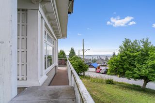 Photo 9: 404 SOMERSET Street in North Vancouver: Upper Lonsdale House for sale in "Upper Lonsdale" : MLS®# R2858342