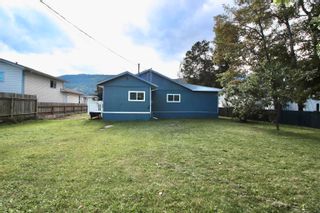 Photo 5: 4130 2ND Avenue in Smithers: Smithers - Town House for sale (Smithers And Area)  : MLS®# R2724031