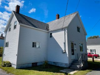 Photo 3: 21 MCKEIGAN Street in Glace Bay: 203-Glace Bay Residential for sale (Cape Breton)  : MLS®# 202222908