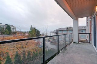Photo 18: 207 11580 223 Street in Maple Ridge: West Central Condo for sale in "RIVERS EDGE" : MLS®# R2325382