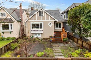 Photo 1: 72 W 20TH Avenue in Vancouver: Cambie House for sale (Vancouver West)  : MLS®# R2556925