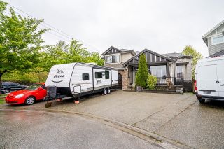 Main Photo: 16748 64 Avenue in Surrey: Cloverdale BC House for sale (Cloverdale)  : MLS®# R2876045