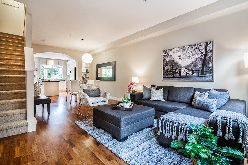 Main Photo: 2 5808 TISDALL Street in Vancouver: Oakridge VW Townhouse for sale in "TOWNE" (Vancouver West)  : MLS®# R2193828