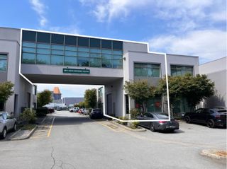 Photo 1: 3 62 FAWCETT Road in Coquitlam: Cape Horn Industrial for sale in "CAPE HORN CORPORATE CENTRE" : MLS®# C8053769