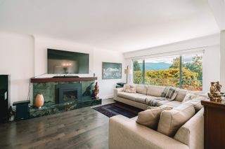 Photo 13: 331 FAIRWAY Drive in North Vancouver: Dollarton House for sale : MLS®# R2883101