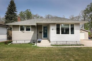 Photo 1: 17 Kenwood Place in Winnipeg: Norberry Residential for sale (2C)  : MLS®# 202111705