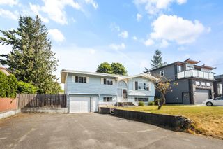 Photo 1: 31877 CORAL Avenue in Abbotsford: Abbotsford West House for sale : MLS®# R2785966