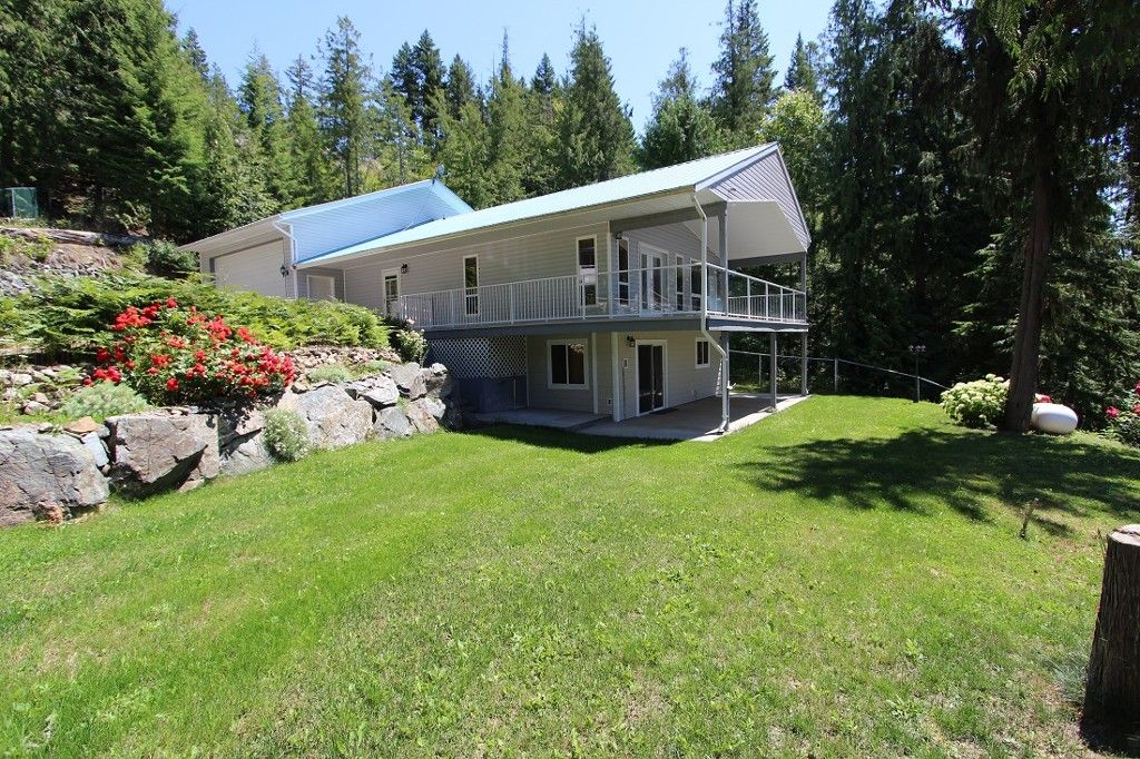 Main Photo: 2638 Airstrip Road in Anglemont: North Shuswap House for sale (Shuswap)  : MLS®# 10110214