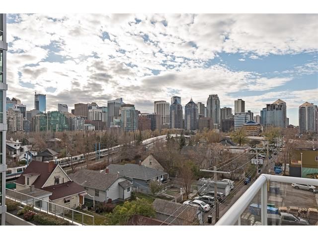 Main Photo: 504 1087 2 Avenue NW in Calgary: Sunnyside Condo for sale : MLS®# C4087050